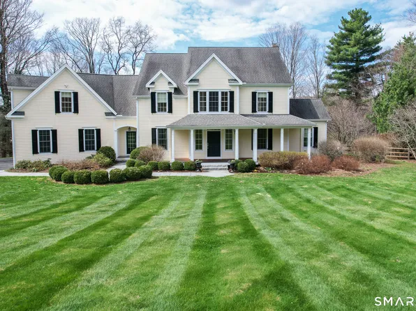 12 Holcomb Ridge, Granby, CT 06090