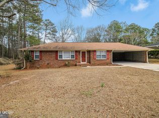 6424 Woodlawn Ave, Rex, GA 30273