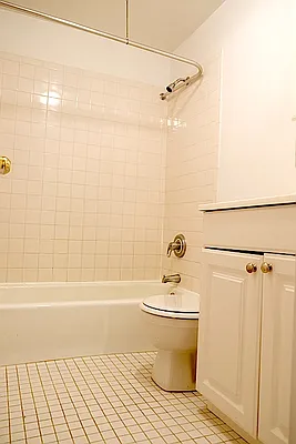 Rented by Urban Spaces Realty Group | media 67