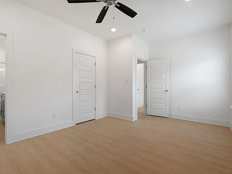 2713 SW Shackelton Ave #1 — Photo 42