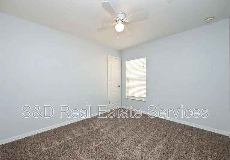4219 Winding Vine Dr — Photo 34