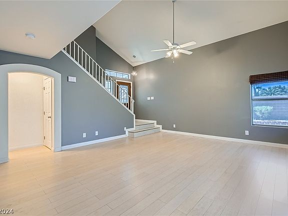 3rd image of 4650 Gravel Rock St