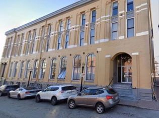 113 W 5th St APT 304, Kansas City, MO 64105