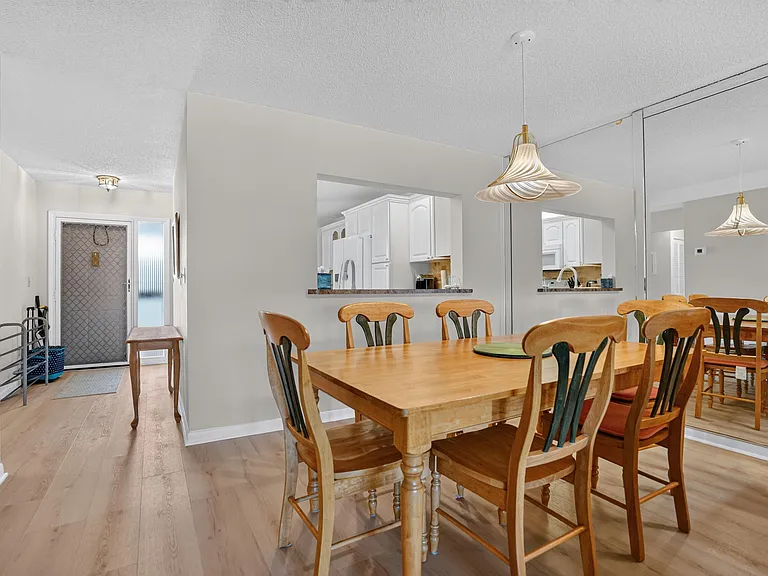65 Pelican Pointe Dr #2030 — Photo 27