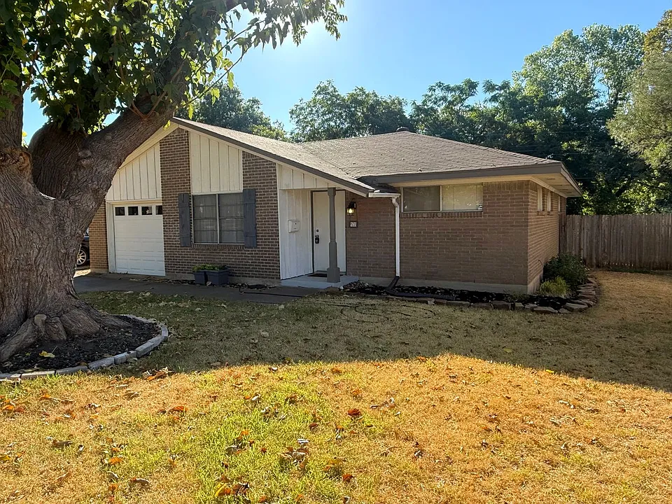 241 Merribrook Trl