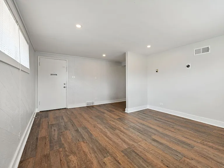 1520 Oneida St #B — Photo 6