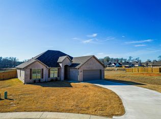 132 Rose Row Ln, Winona, TX 75792