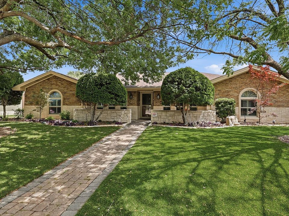 1st image of 1504 Cloister Way