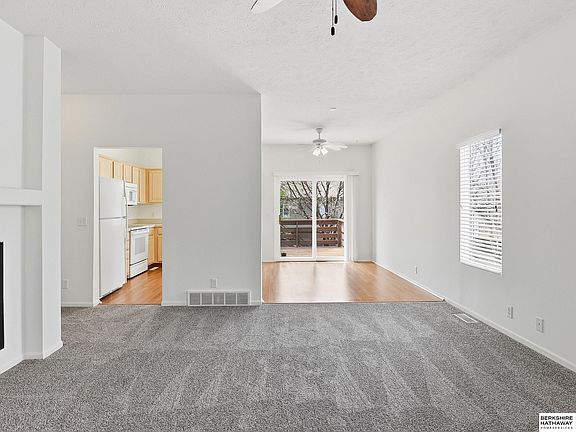 3rd image of 5128 N 144th Ct