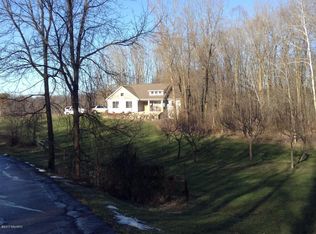 8089 100th St SE, Alto, MI 49302