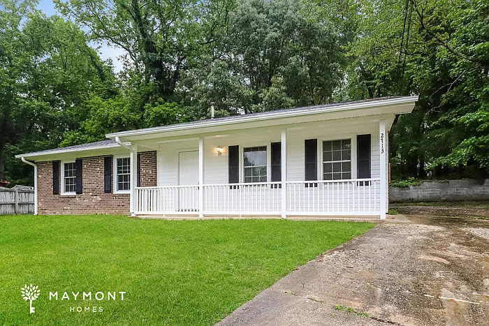 2713 Ernest St — Photo 3