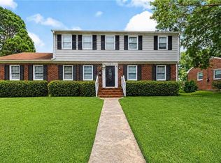 101 Garrett Dr, Hampton, VA 23669