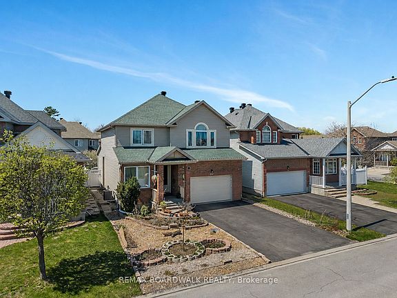 2nd image of 102 Mosswood Ct