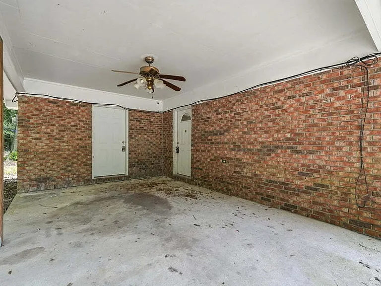 106 Andrews Ave — Photo 6