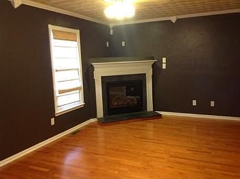 5th image of 1034 Ann St
