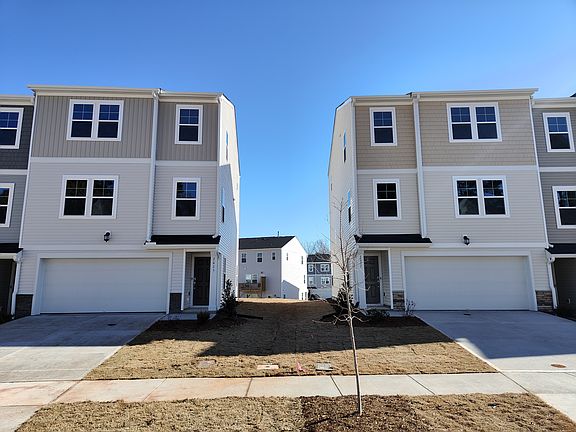 3rd image of 2027 Sandwood Loch Dr