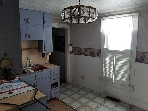 4th image of 430 S Cherry St