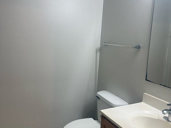 5th image of 2714 Merrieweather Ln #1