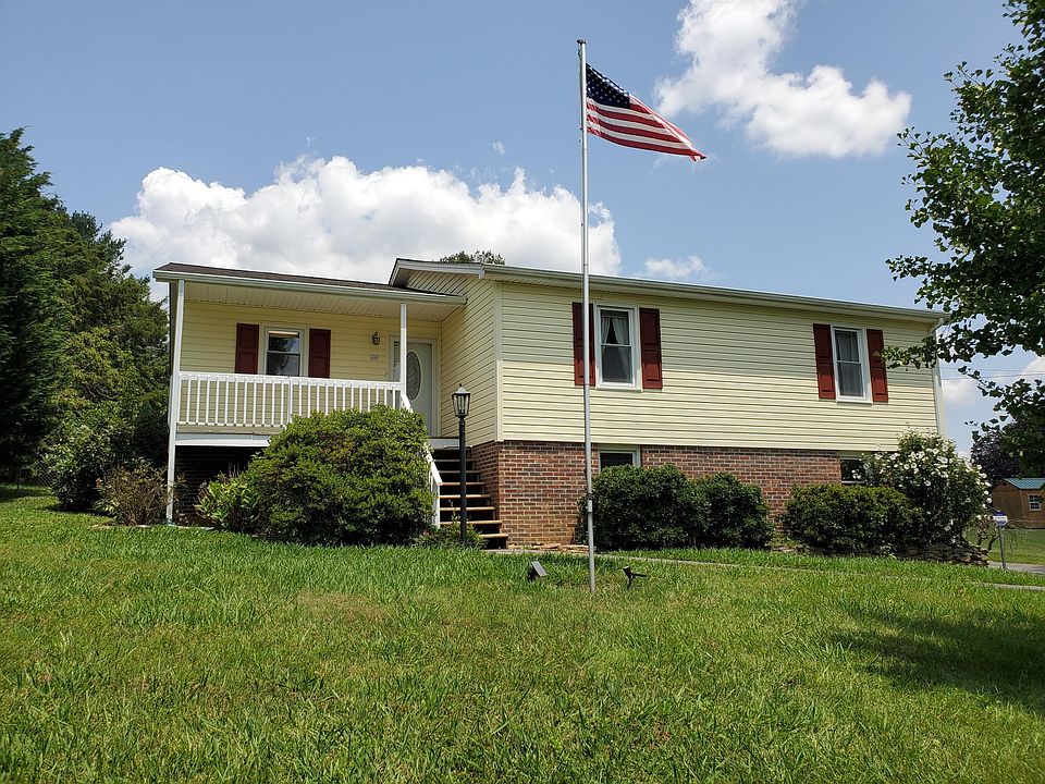 1st image of 3402 Whitehall Dr
