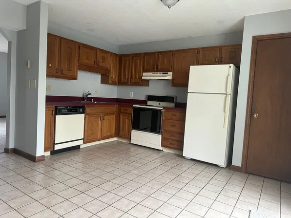 41 Dunbar St #2, Waterbury, CT 06705