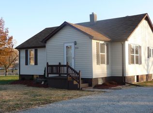 800 Southard Pl, South Roxana, IL 62087
