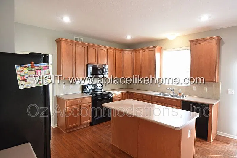 22413 W 113th Ter
