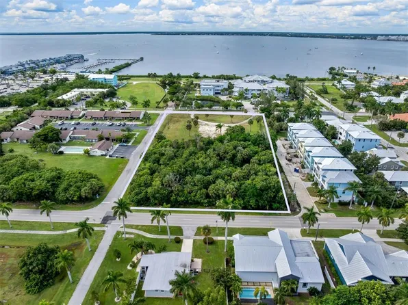 925 W MARION AVENUE LOT 4,25, PUNTA GORDA, FL 33950