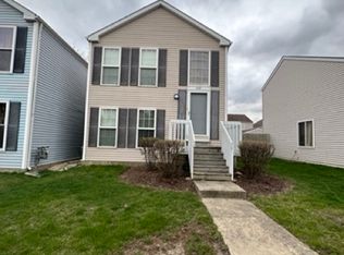 1637 Linden Park Ln, Aurora, IL