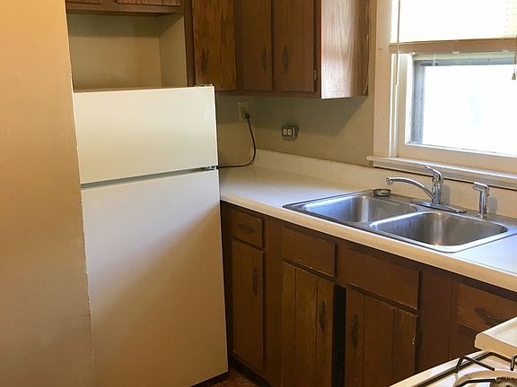 4th image of 306 N College Ave APT 200