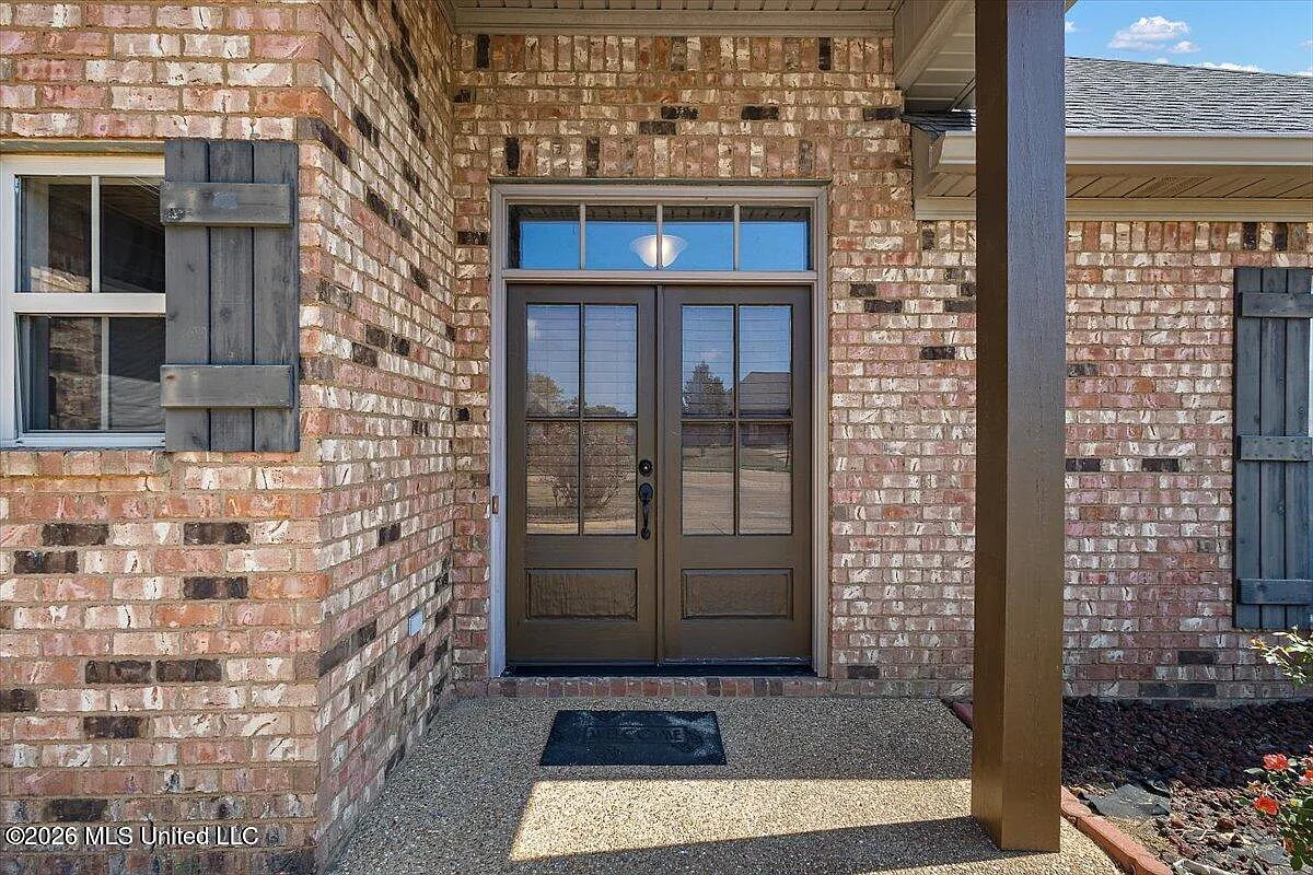 3 bed, 2.0 bath, 1786 sqft, $2,700 — Photo 4