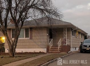 17 Peterson Ave, Edison, NJ 08817