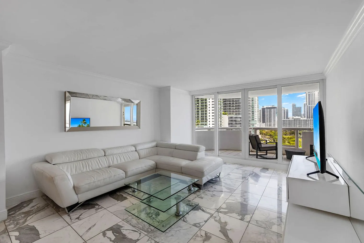 1 bed, 1.0 bath, $5,362 — Photo 1