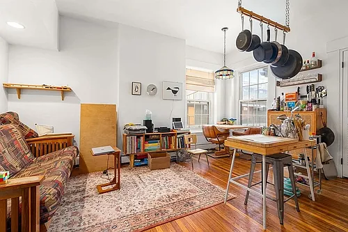 343 Harvard St #2F Photo 1