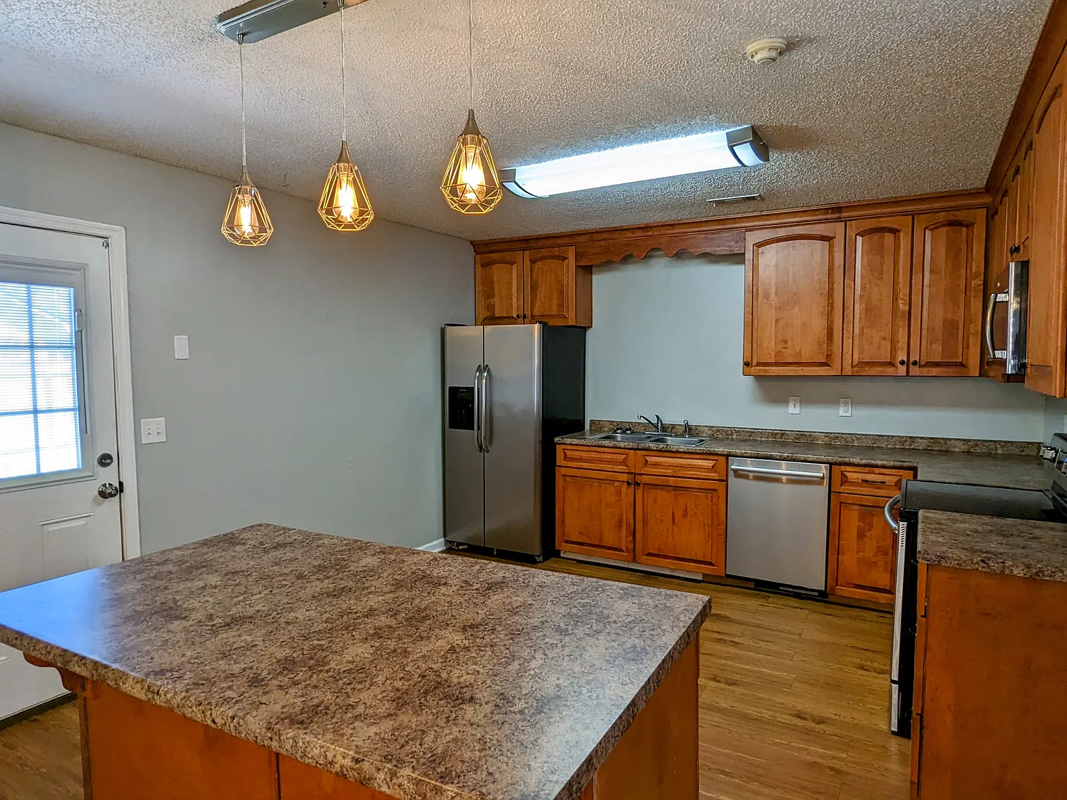 103 Angie Street — Photo 3