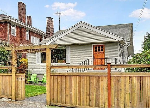 2nd image of 2515 1st Ave N