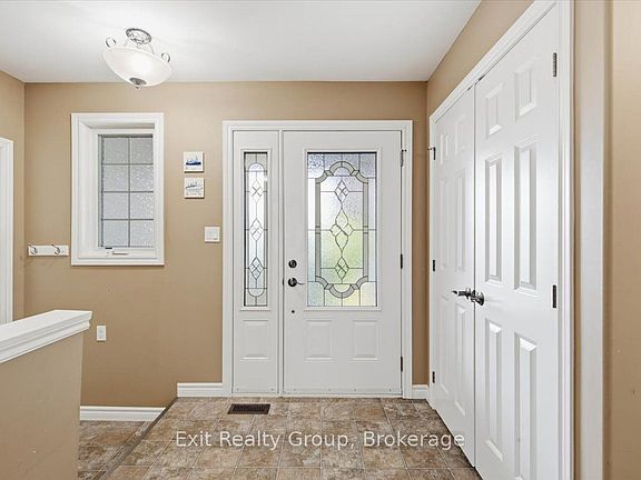 5th image of 267 Raglan St