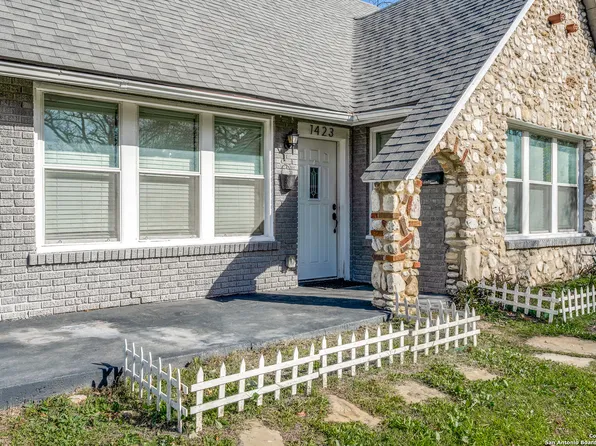 1423 Schley Ave, San Antonio, TX 78210