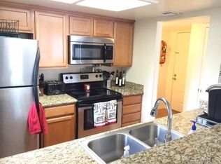 14912 Avenida Venusto UNIT 8, San Diego, CA 92128