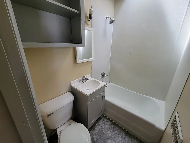 401 N Dewey St #401 — Photo 12