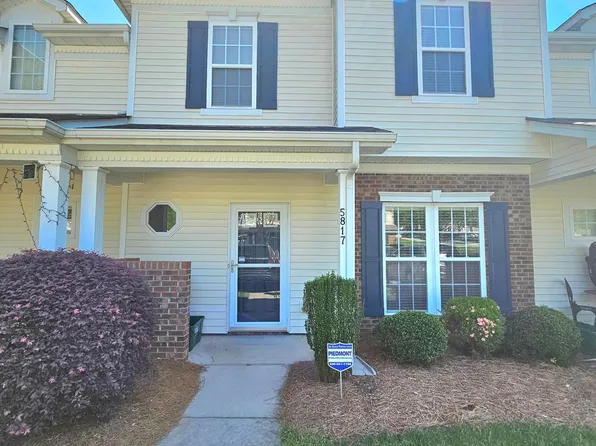 5817 Fox Point Cir, Winston Salem, NC 27104