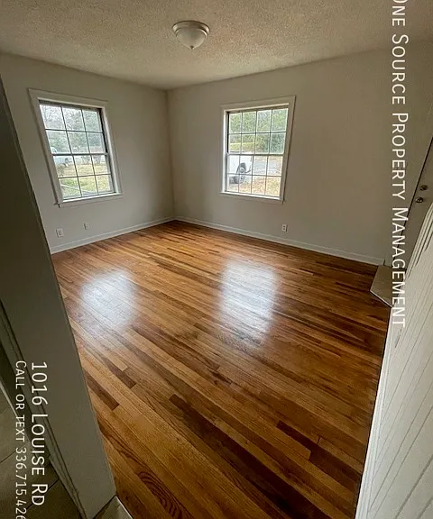1016 Louise Rd — Photo 5