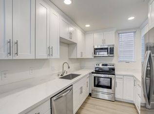 1112 S 8th St APT A, Tacoma, WA 98405