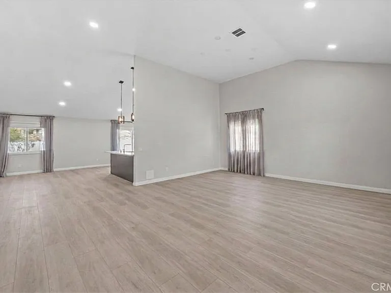 12628 Excelsior St — Photo 4