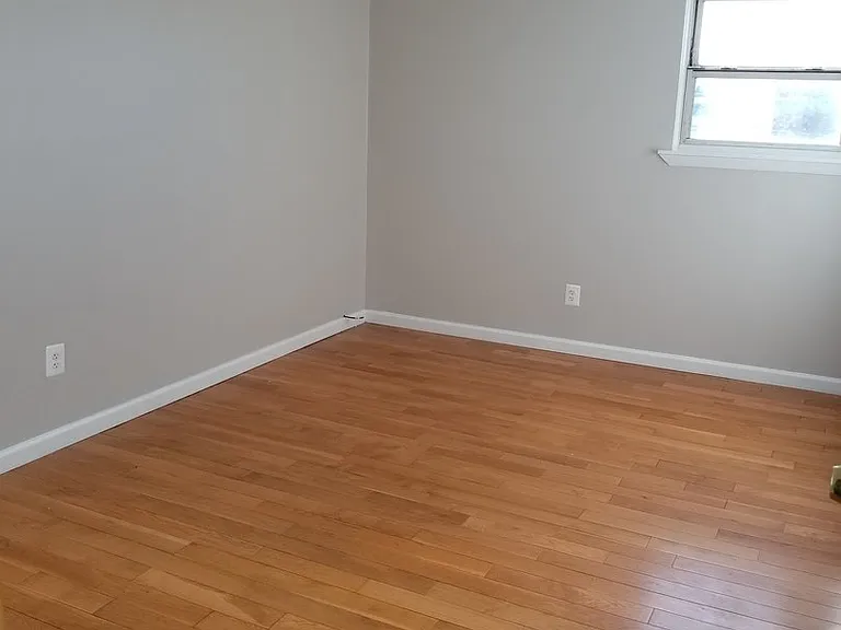 9432 Kirkwood Rd — Photo 11