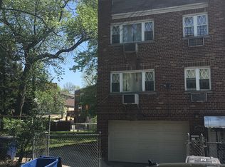 2035 Matthews Ave, Bronx, NY 10462