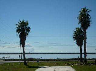 921 Bayshore Dr, Ingleside, TX 78362