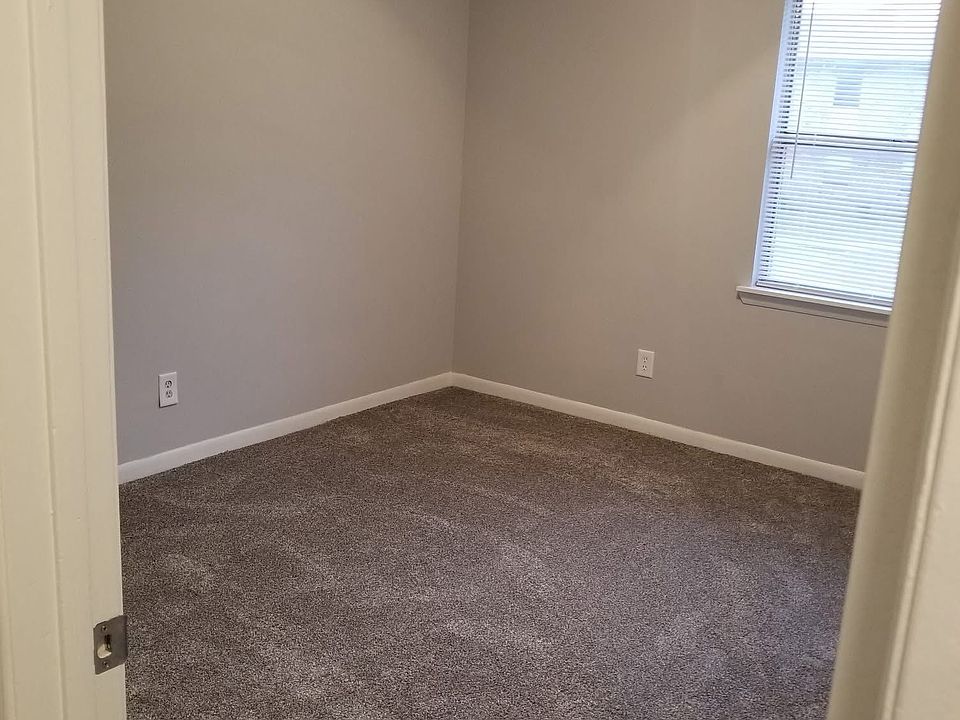 1st image of 417 Highway 84 E #11572352