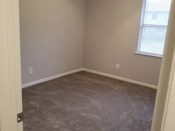 Ruckers Landing Apartments, 417 Highway 84 E, Daleville, AL 36322