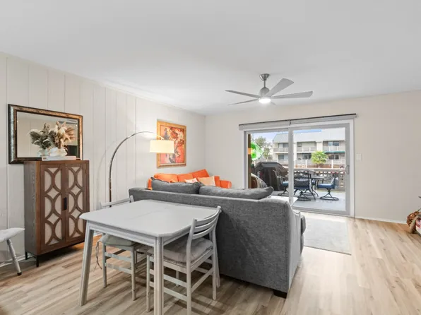 1902 Bayhouse Dr, Rockport, TX