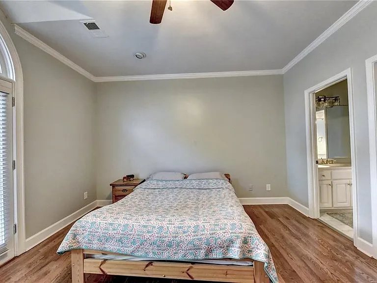 645 Falls Bay Ct — Photo 43